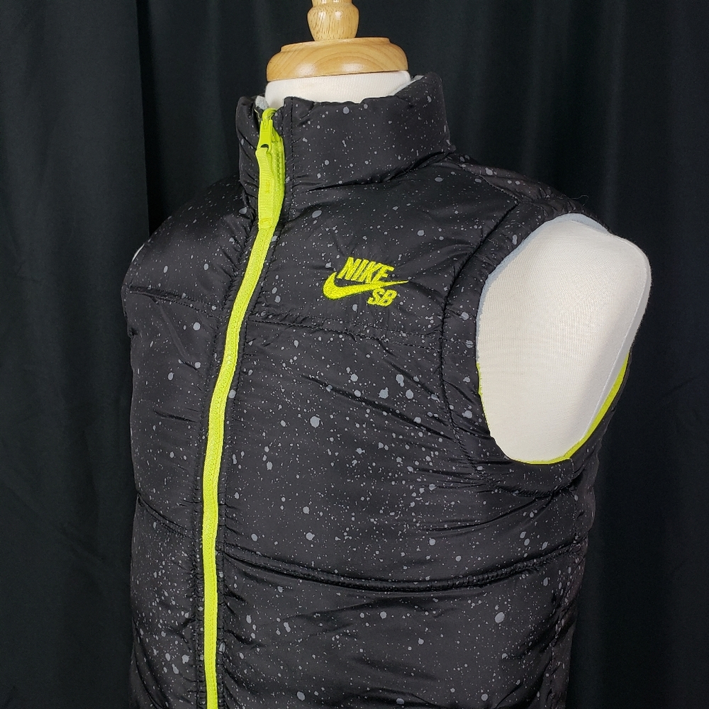 Nike SB Insulated Reversible Puffer Vest